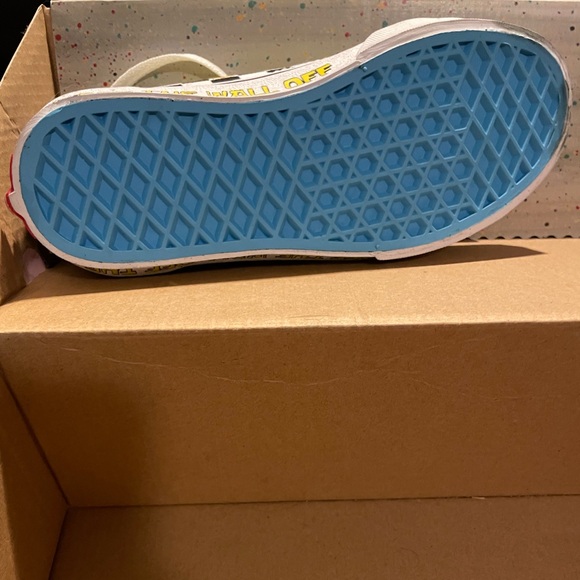 Vans x Spongebob Skate Shoes - Picture 9 of 11